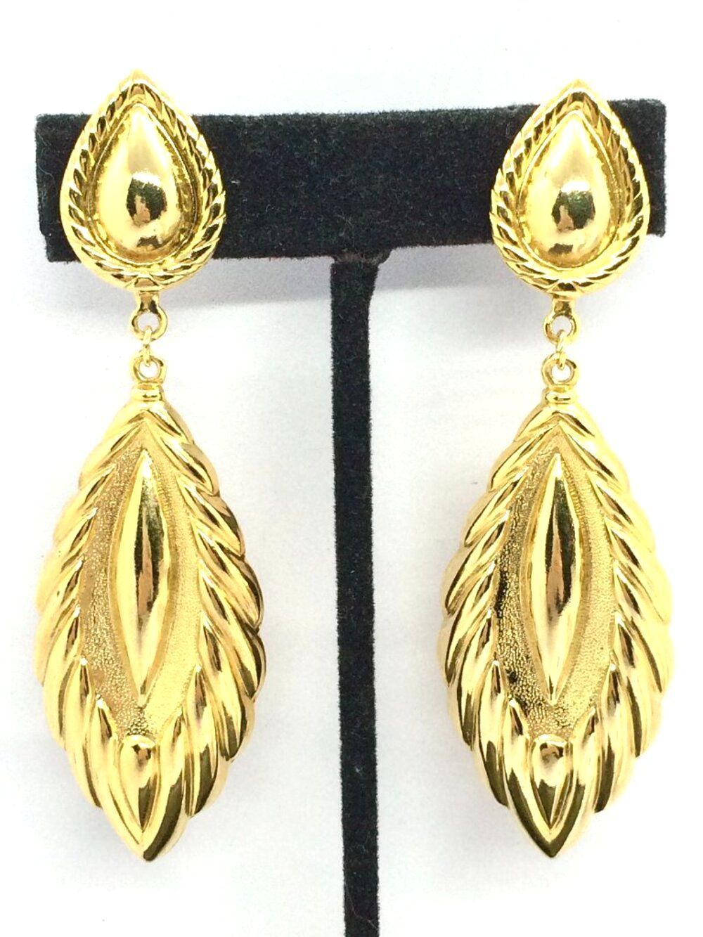 VINTAGE Gold Tone Earrings Dangle Sculptural Leaf Long Runway Clip On Statement